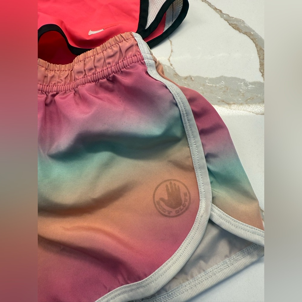 Nike Red Dri-FIT Apparel - Picture 8 of 16